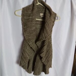 Mudd sweater vest 